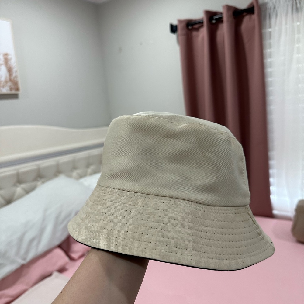 Neutral Cream Bucket Hat